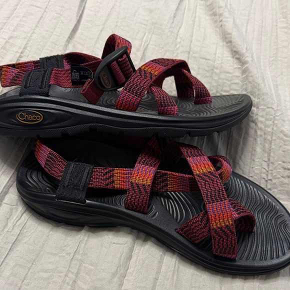 Chaco Multicolor Strappy Sandals - Picture 3 of 4